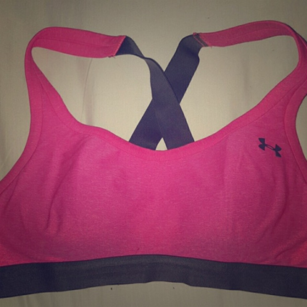 UA sports bra